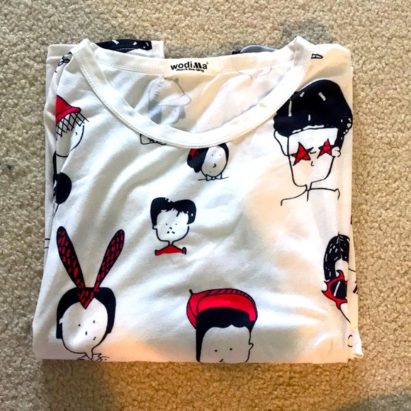 T-shirt - Picture 1 of 2